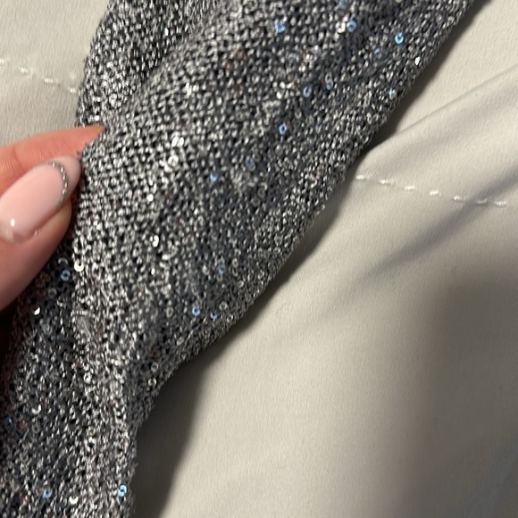 Zara sequin silver top - Picture 5 of 8